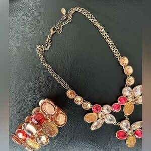 Sparkling Sage Pink and Gold Statement Necklace with Bracelet